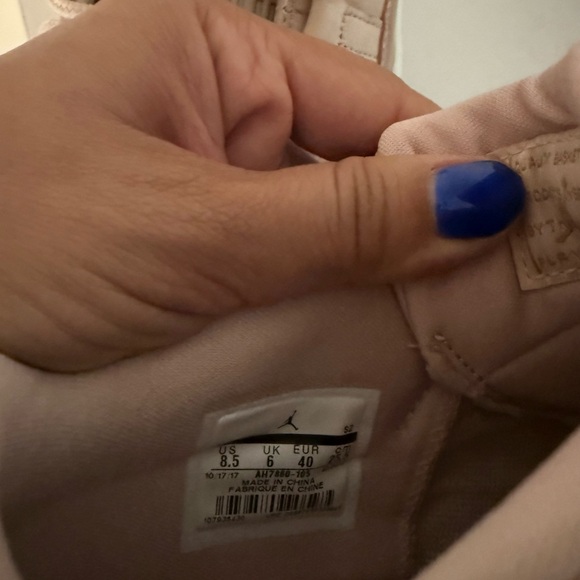 Women's Air Jordan 11 Retro Low Sneakers in Rose Gold and Cream - Picture 7 of 7